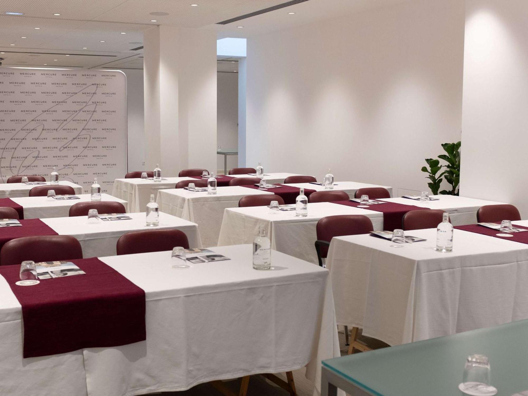 Mercure Centro Hotel 4*