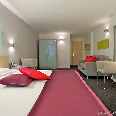 Mercure Palermo Centro Exterior photo